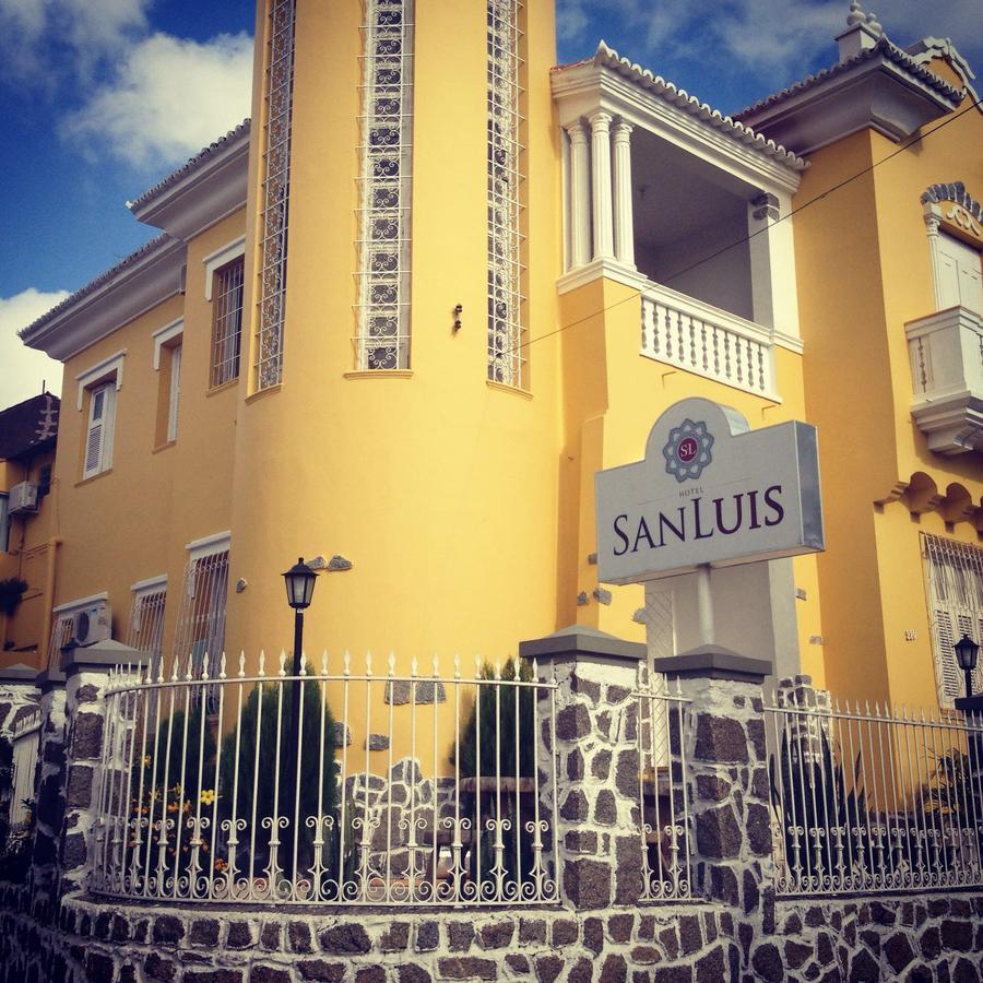 San Luis Hotel São Luís Buitenkant foto